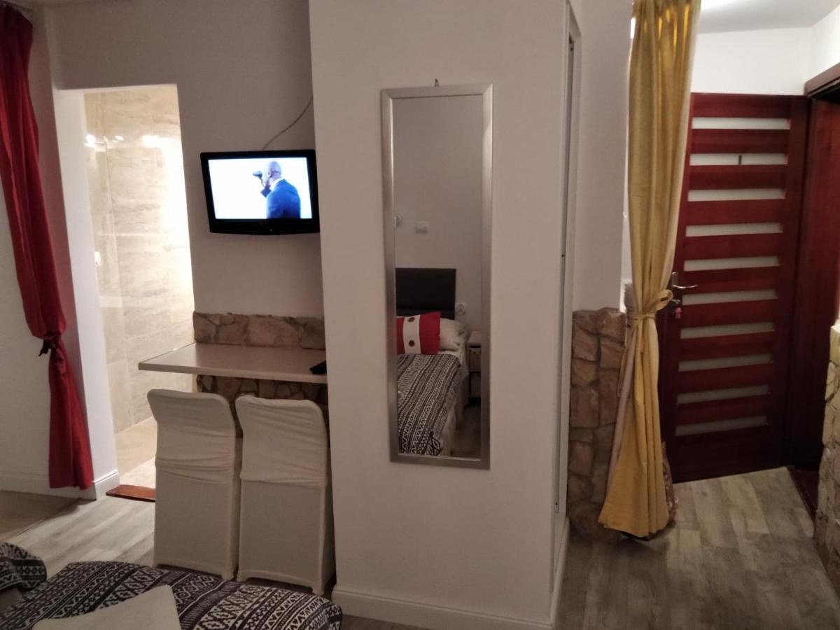 Zielone Wzgorze Na Starowce Apartment Sandomierz Ngoại thất bức ảnh