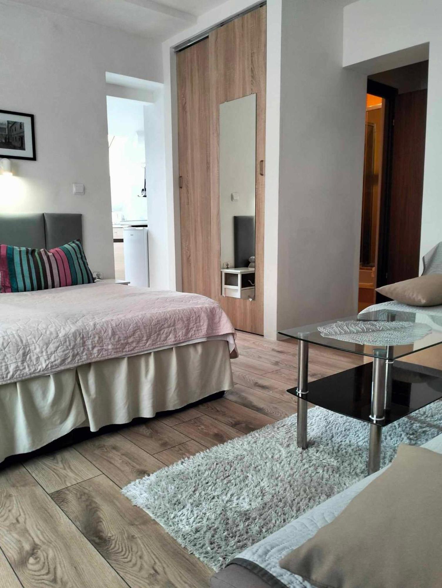 Zielone Wzgorze Na Starowce Apartment Sandomierz Ngoại thất bức ảnh